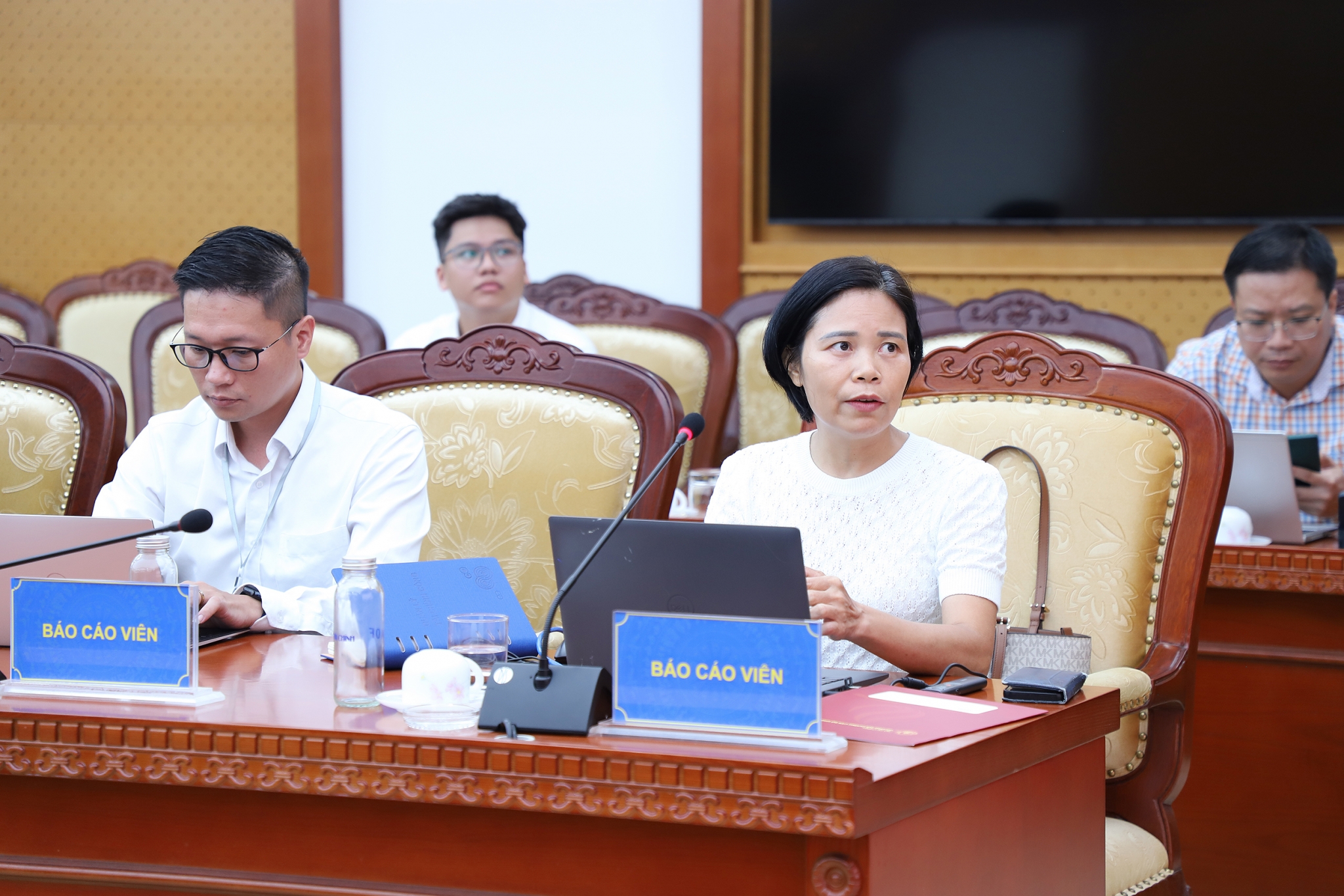 Tập huấn hướng dẫn sử dụng các ứng dụng do Bộ Tài chính triển khai Tập huấn hướng dẫn sử dụng các ứng dụng do Bộ Tài chính triển khai