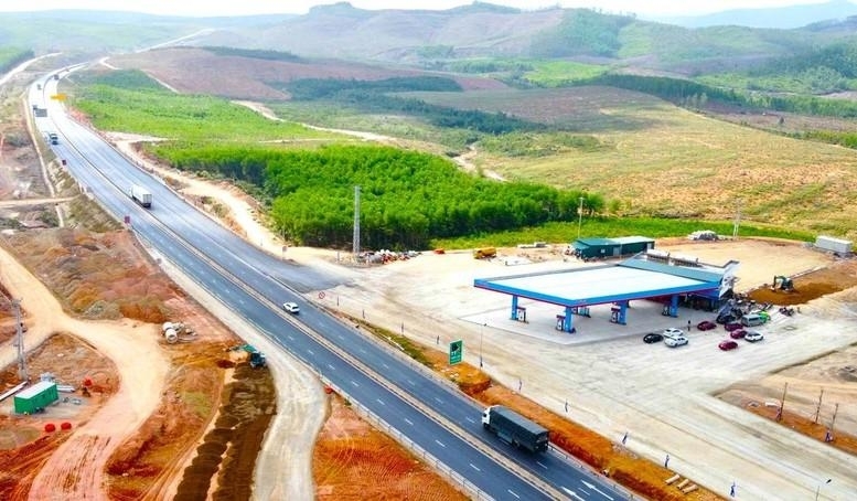 Yêu cầu đẩy nhanh thi công, hoàn thành toàn bộ trạm dừng nghỉ cao tốc trong năm 2026 Yêu cầu đẩy nhanh thi công, hoàn thành toàn bộ trạm dừng nghỉ cao tốc trong năm 2026