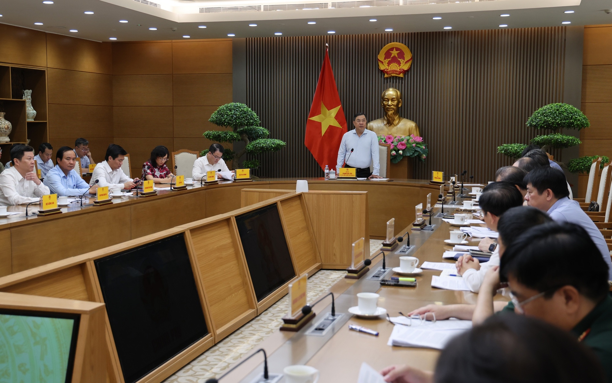 Vinachem đẩy nhanh hoàn thiện các điều kiện triển khai Dự án khai thác và chế biến muối mỏ Kali tại Lào