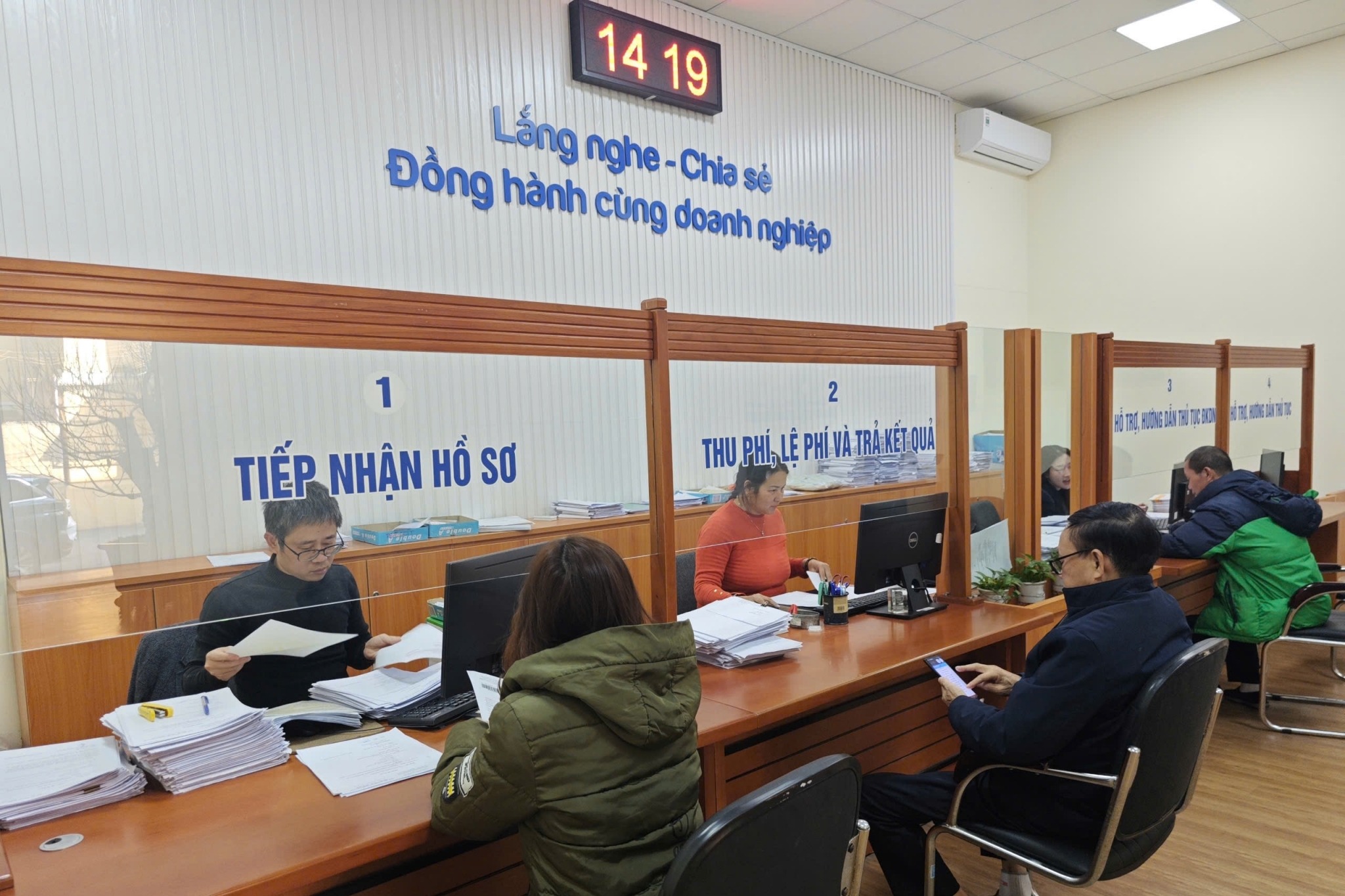 Đăng ký doanh nghiệp sẽ thuận lợi hơn với nhiều đề xuất cải cách mới