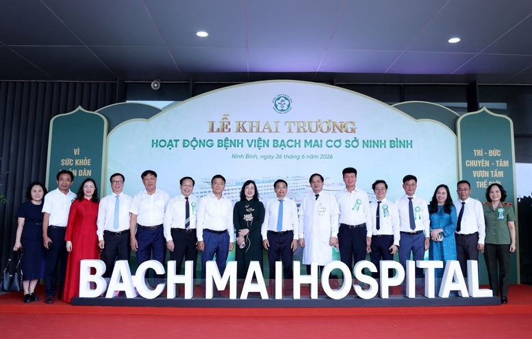 Khai trương Bệnh viện Bạch Mai cơ sở Ninh Bình: Đưa dịch vụ y tế chất lượng cao đến gần người dân