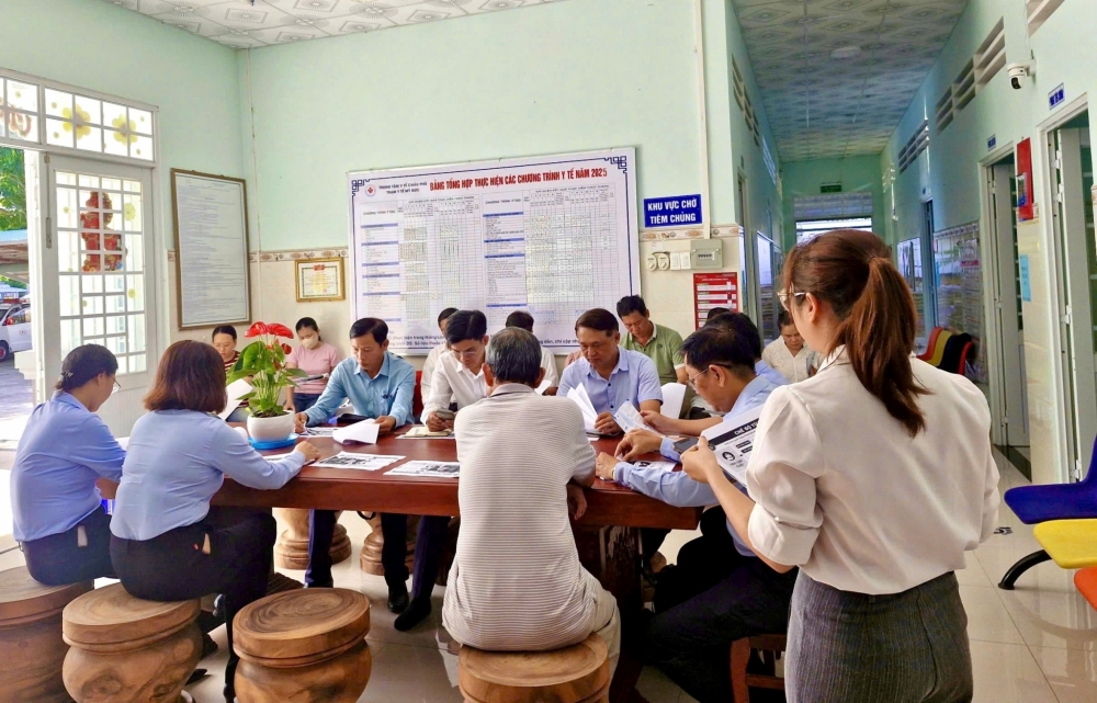 An Giang: Đa dạng cách đưa chính sách bảo hiểm y tế đến gần người dân
