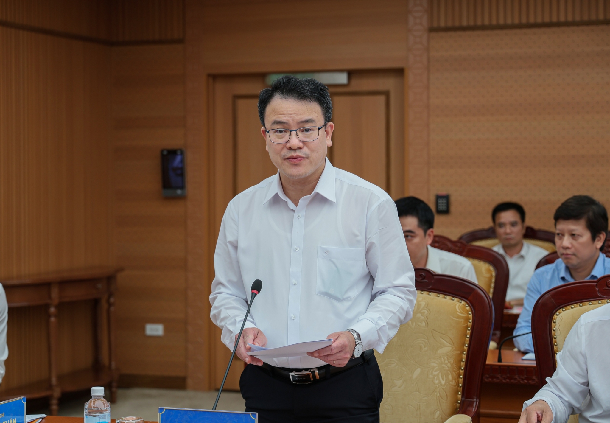 Bộ Tài chính báo cáo Đoàn công tác của Quốc hội về mục tiêu tăng trưởng 2 con số tăng trưởng