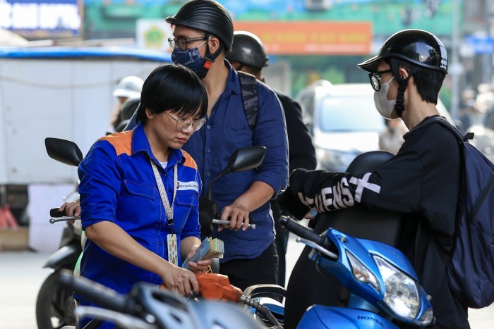 Từ 15h ngày 9/7, giá xăng dầu trong nước tiếp tục giảm
