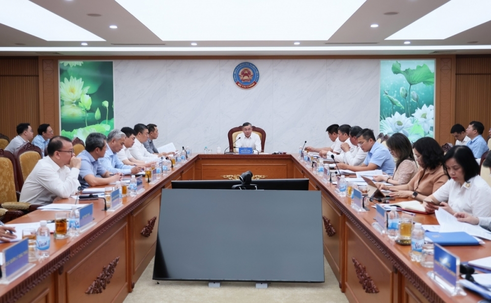Bộ Tài chính giao nhiệm vụ mục tiêu tăng trưởng cho các tập đoàn năng lượng “đầu tàu”