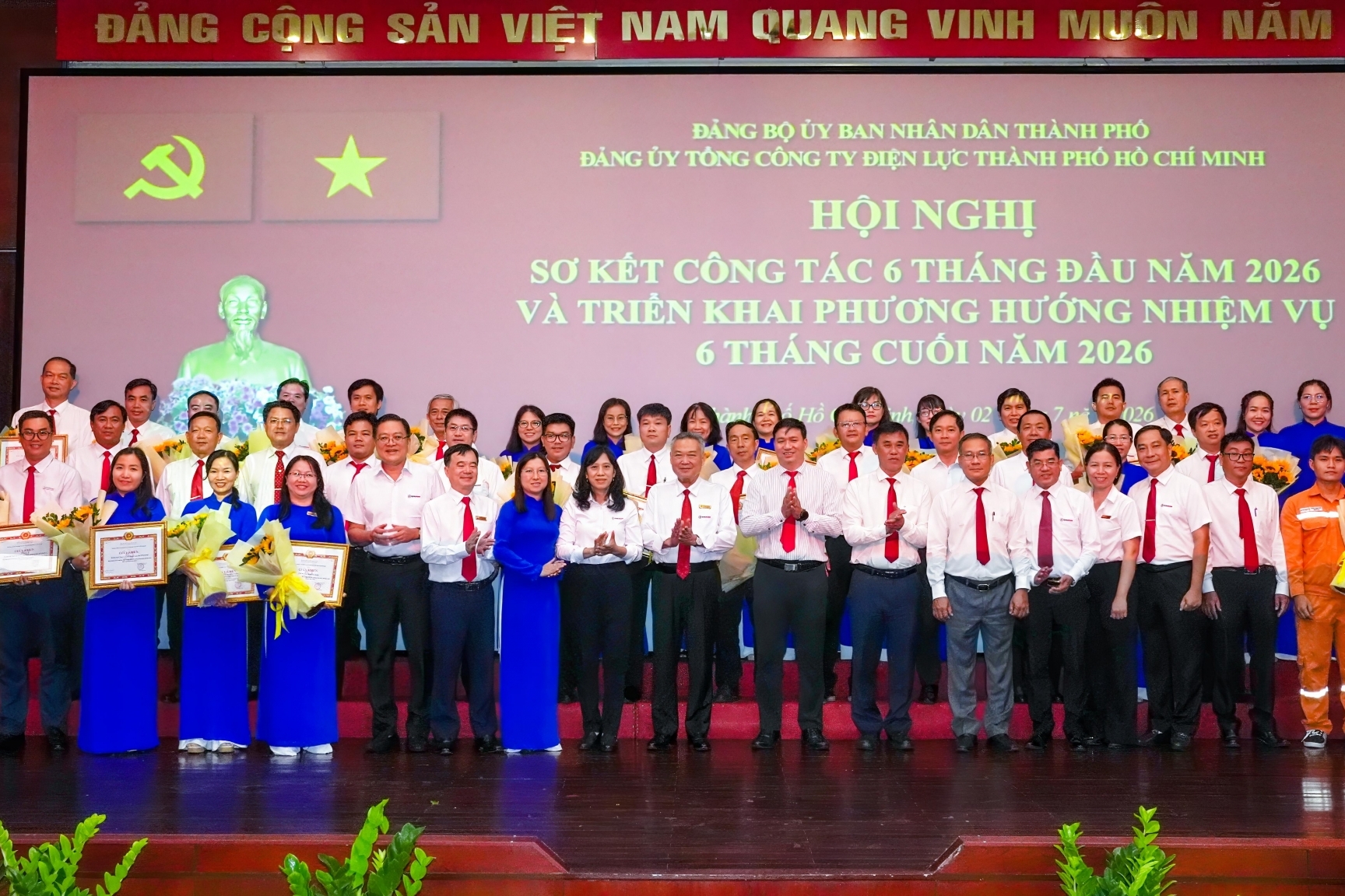 Đảng ủy Tổng công ty Điện lực TP. HCM sơ kết công tác 6 tháng đầu năm 2026
