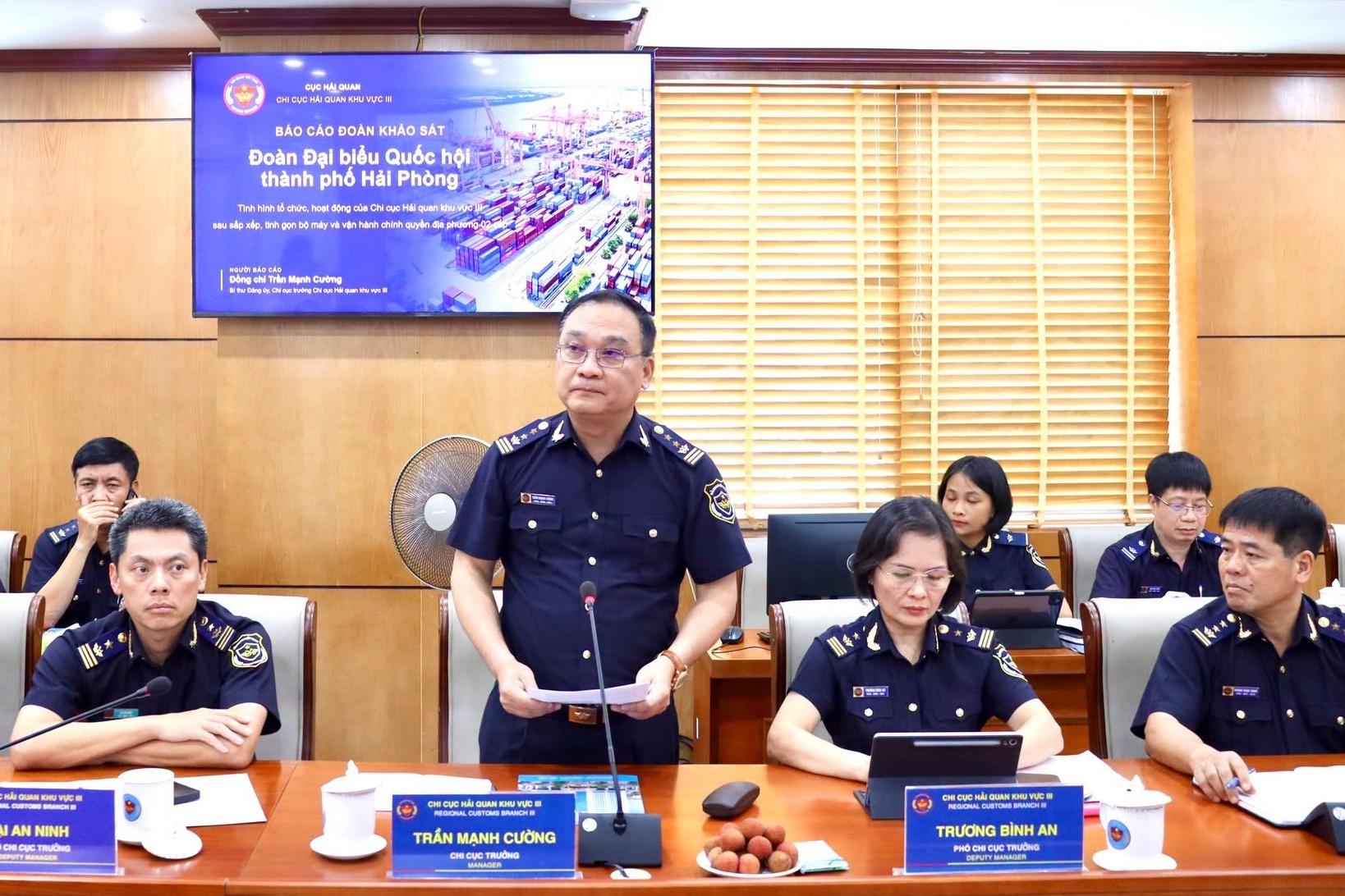 Đoàn đại biểu Quốc hội TP. Hải Phòng làm việc với Hải quan khu vực III