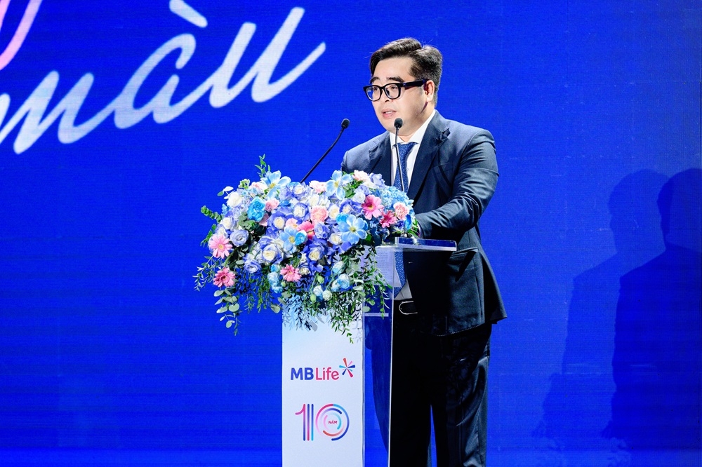MB Life đón nhận Bằng khen của Chủ tịch UBND TP. Hà Nội nhân dịp kỷ niệm 10 năm thành lập MB Life đón nhận Bằng khen của Chủ tịch UBND TP. Hà Nội nhân dịp kỷ niệm 10 năm thành lập