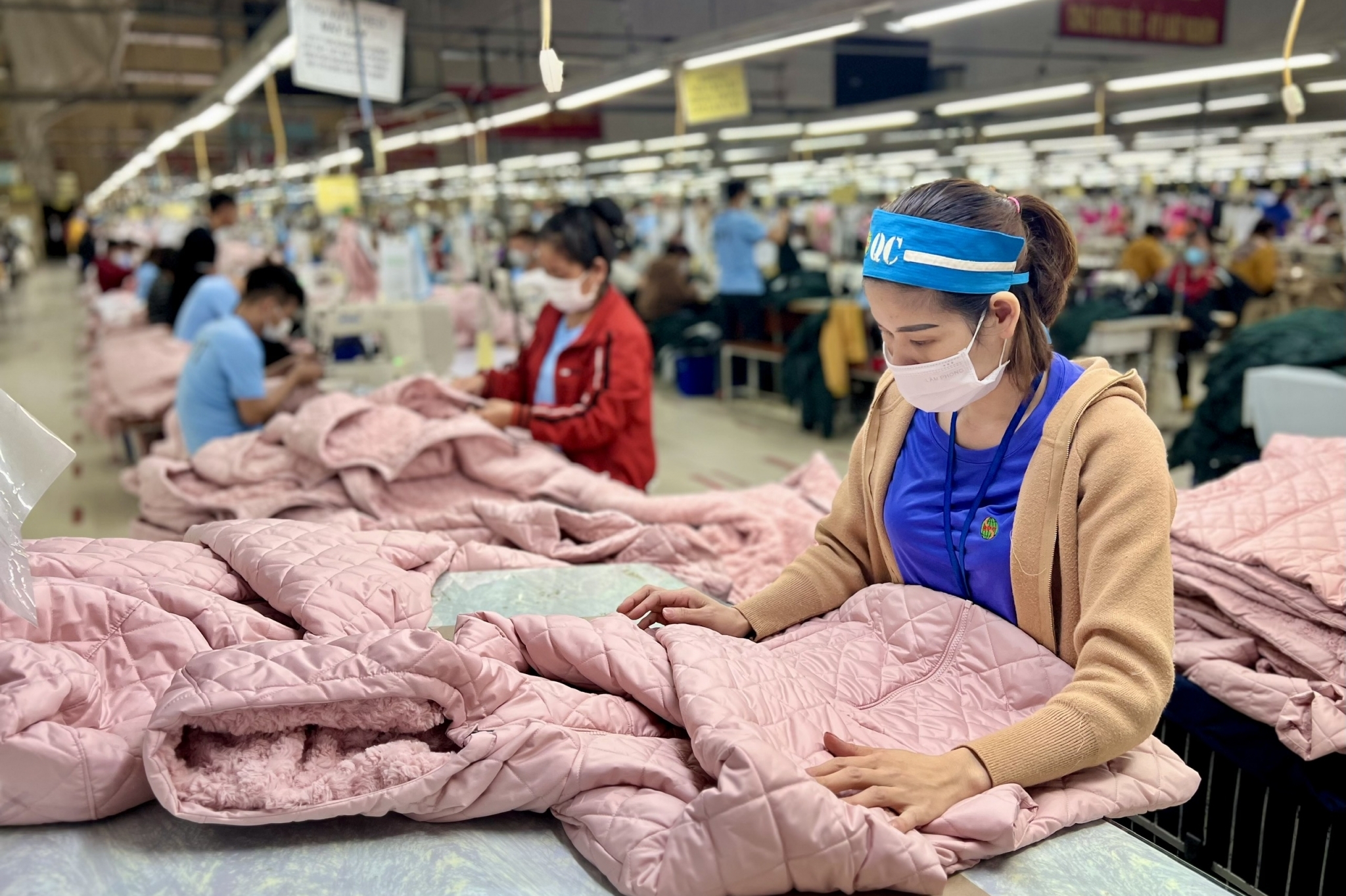 Việt Nam vào nhóm thu nhập trung bình cao, quy mô và chất lượng nền kinh tế tiếp tục cải thiện
