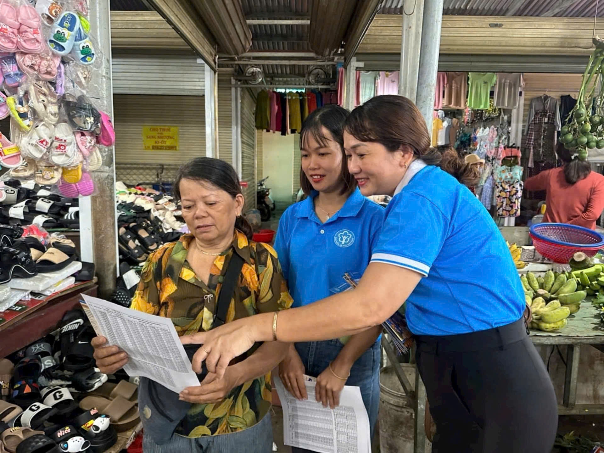Bảo hiểm xã hội Việt Nam làm rõ lộ trình tham gia bảo hiểm xã hội bắt buộc của chủ hộ kinh doanh