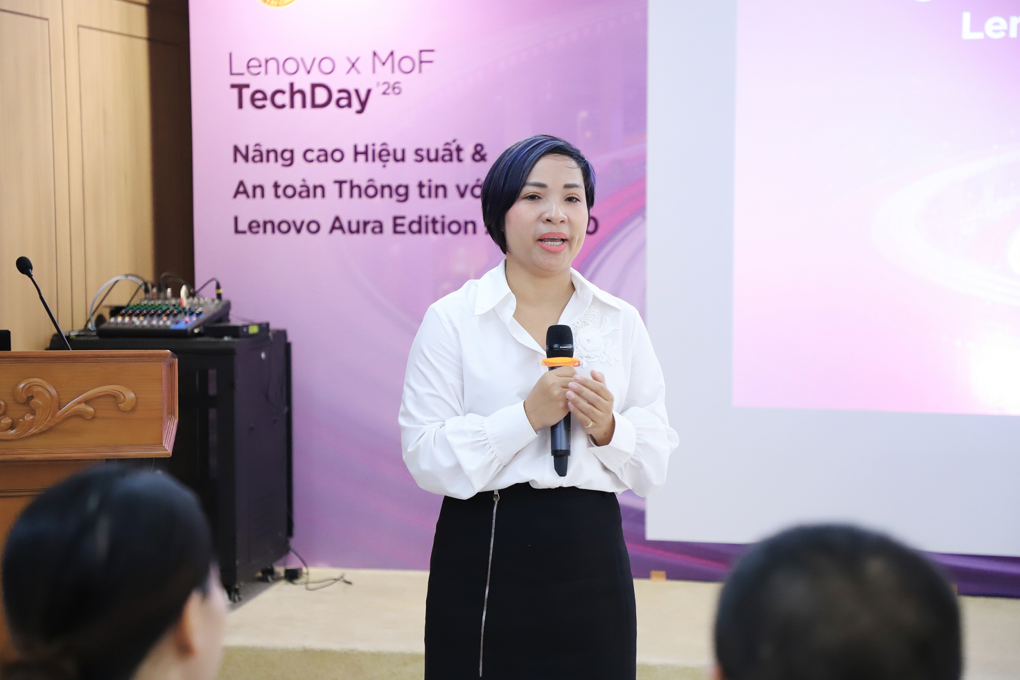 Ngành Tài chính đặt AI làm nền tảng cho chuyển đổi số toàn diện Ngành Tài chính đặt AI làm nền tảng cho chuyển đổi số toàn diện