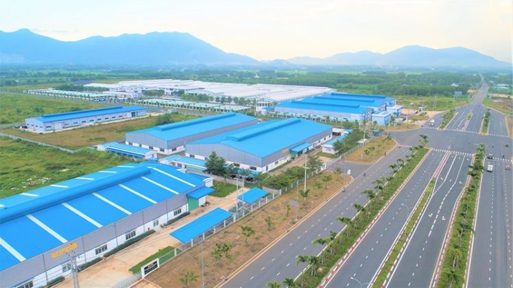 Nhóm doanh nghiệp khu công nghiệp đón chu kỳ tăng trưởng mới