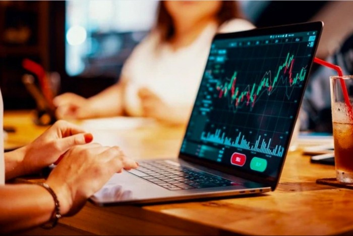 VN-Index trở lại vùng đỉnh lịch sử