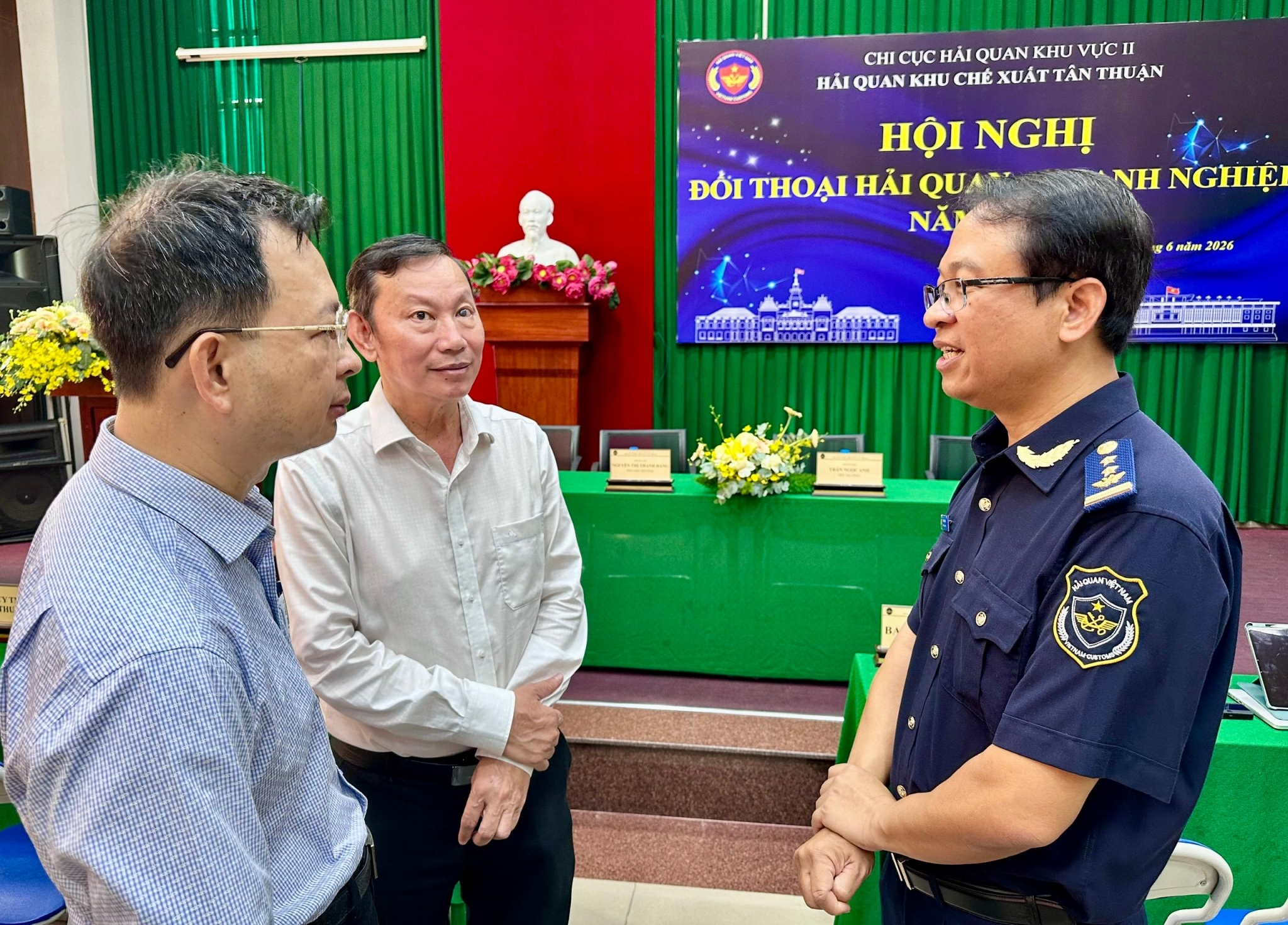 TP. Hồ Chí Minh đặt mục tiêu thu trên 1 triệu tỷ đồng, huy động thêm 880.000 tỷ đồng cho đầu tư phát triển