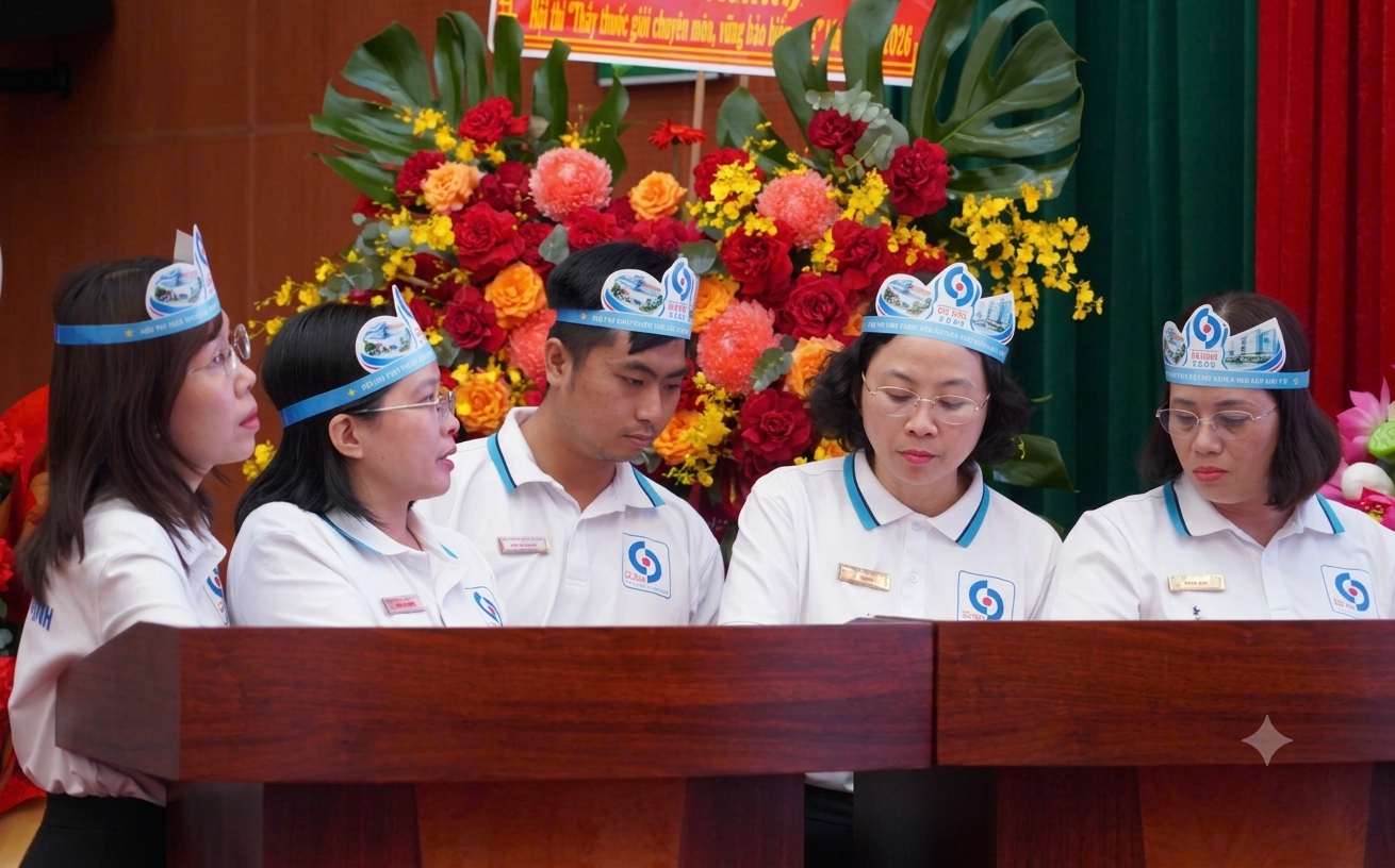 Thầy thuốc hiện đại không chỉ giỏi chuyên môn mà cần phải vững bảo hiểm y tế