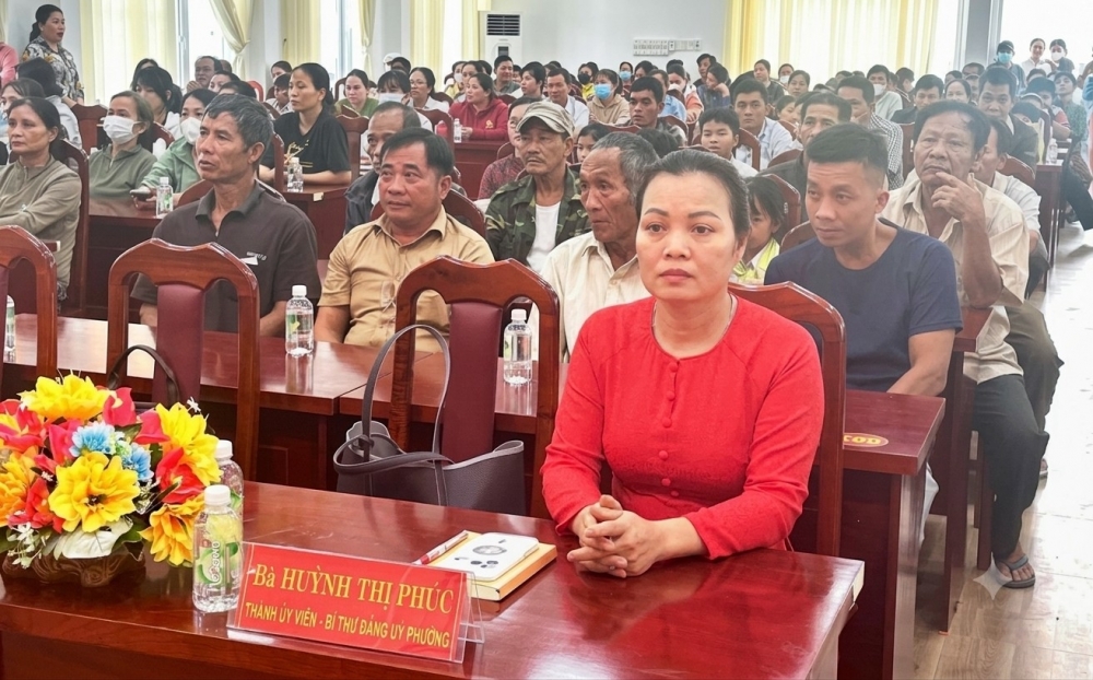 Sát cơ sở, đồng hành địa phương để thúc đẩy phát triển bảo hiểm xã hội, bảo hiểm y tế