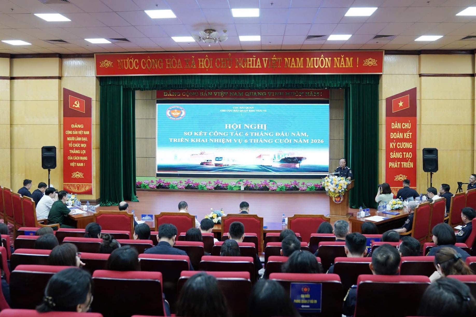 Hải quan khu vực VI bứt phá thu ngân sách, hoàn thành sớm dự toán