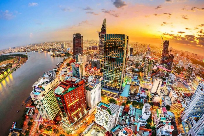 TS. Nguyễn Quốc Việt: "Ổn định kinh tế vĩ mô là 'mỏ neo chiến lược' của tăng trưởng"