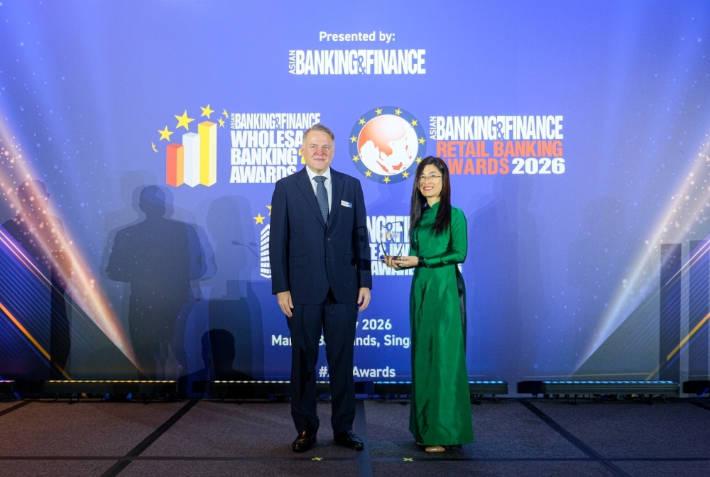 Vietcombank nhận hai giải thưởng quản trị rủi ro tại Singapore Vietcombank nhận hai giải thưởng quản trị rủi ro tại Singapore