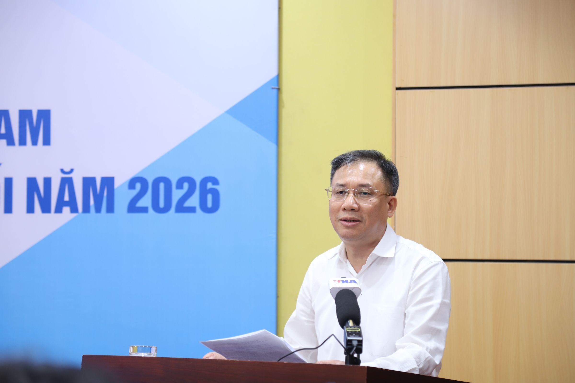 Chủ động đề xuất tháo gỡ “điểm nghẽn”, nâng cao hiệu quả thực hiện bảo hiểm xã hội, bảo hiểm y tế
