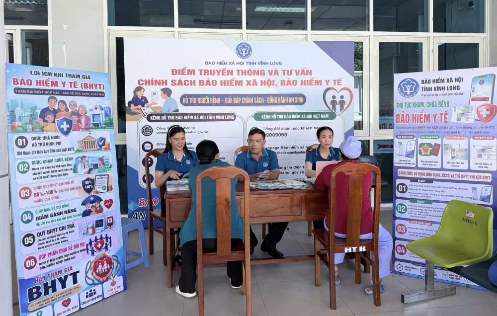 Vĩnh Long: Người dân ngày càng tin tưởng vào chính sách bảo hiểm y tế