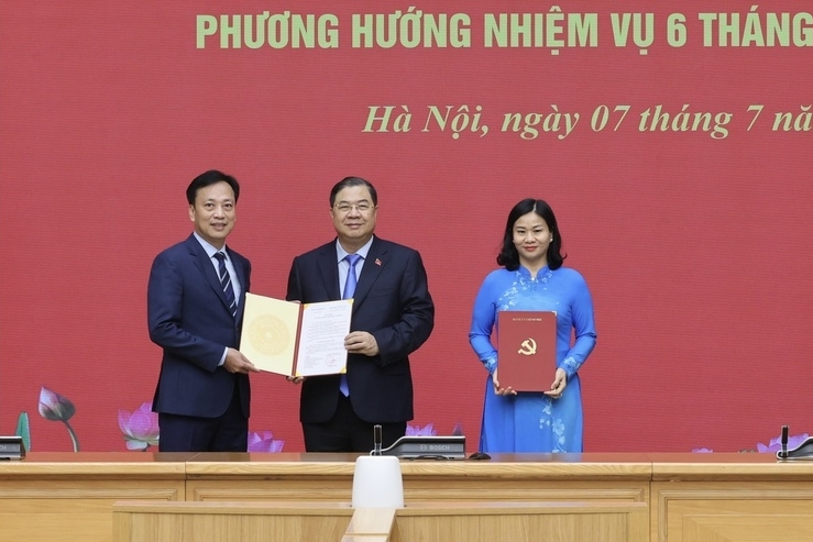 Thành lập cơ quan Đảng ủy Chính phủ, kiện toàn bộ máy lãnh đạo để nâng cao hiệu quả hoạt động