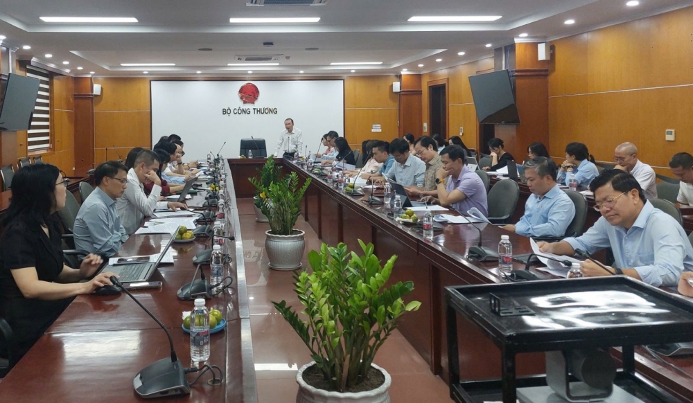 Ổn định thị trường trong nước, tạo động lực tăng trưởng kinh tế Ổn định thị trường trong nước, tạo động lực tăng trưởng kinh tế