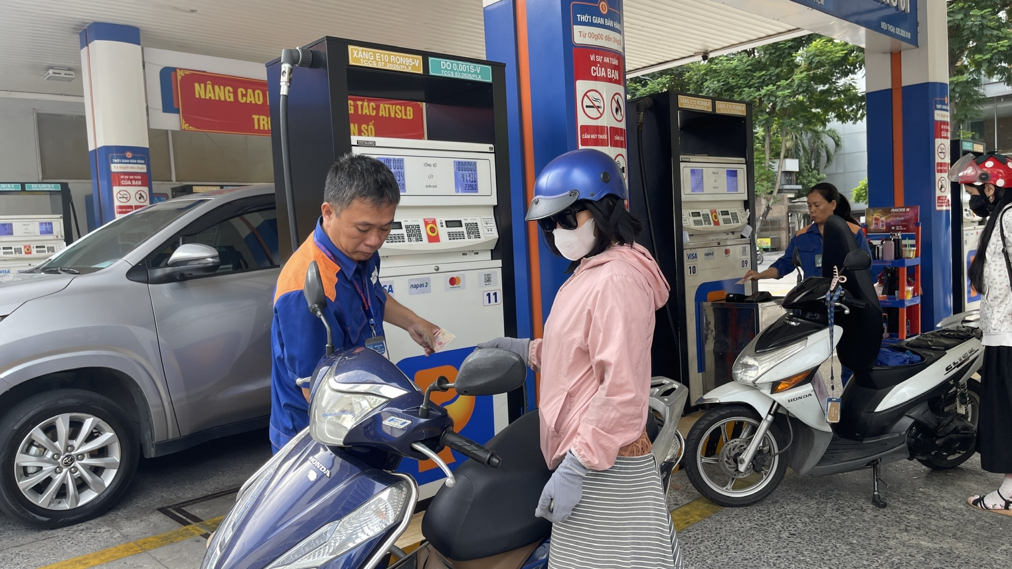 doanh nghiệp ngành dầu khí Dự báo lợi nhuận doanh nghiệp dầu khí khởi sắc nhờ giá dầu và nhiều dự án