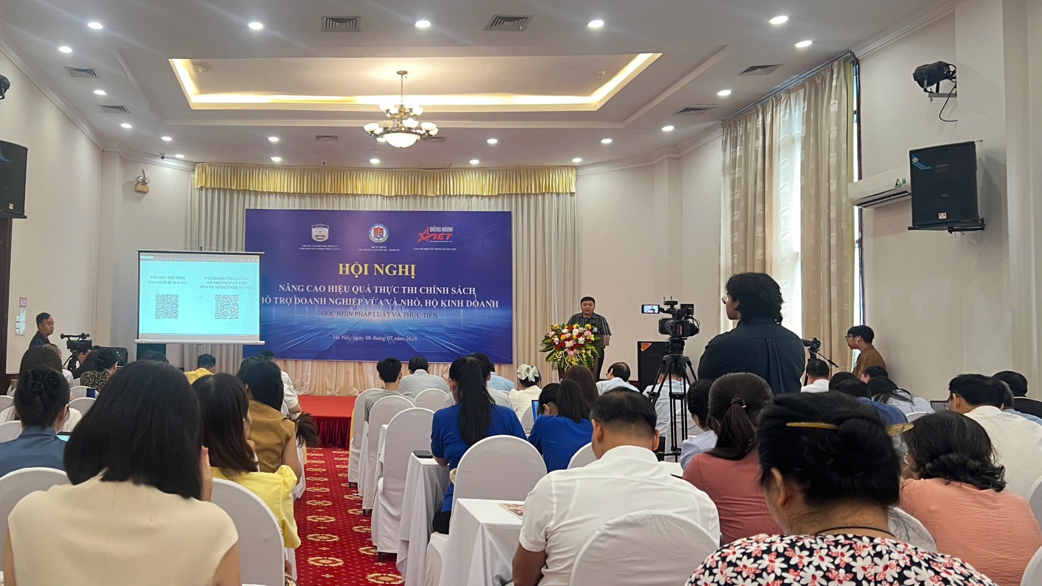 Nâng cao hiệu quả hỗ trợ pháp lý, giảm chi phí tuân thủ cho doanh nghiệp nhỏ và vừa Nâng cao hiệu quả hỗ trợ pháp lý, giảm chi phí tuân thủ cho doanh nghiệp nhỏ và vừa