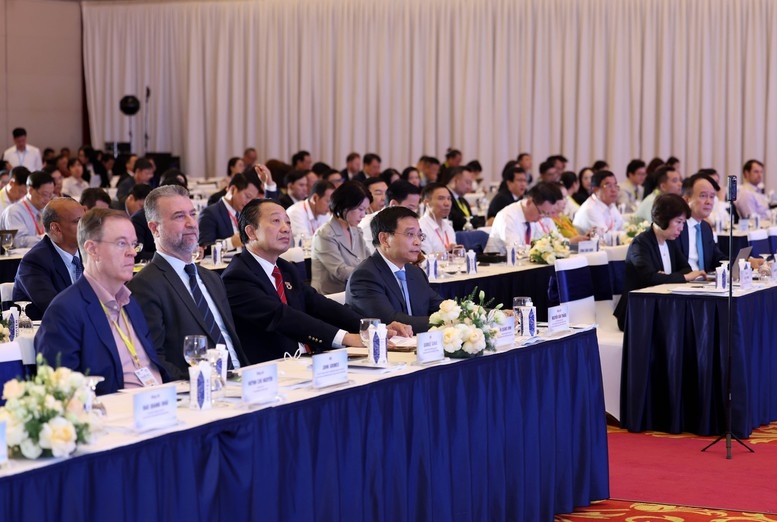 Xây dựng tài chính xanh trở thành động lực huy động nguồn lực cho mục tiêu Net Zero Xây dựng tài chính xanh trở thành động lực huy động nguồn lực cho mục tiêu Net Zero
