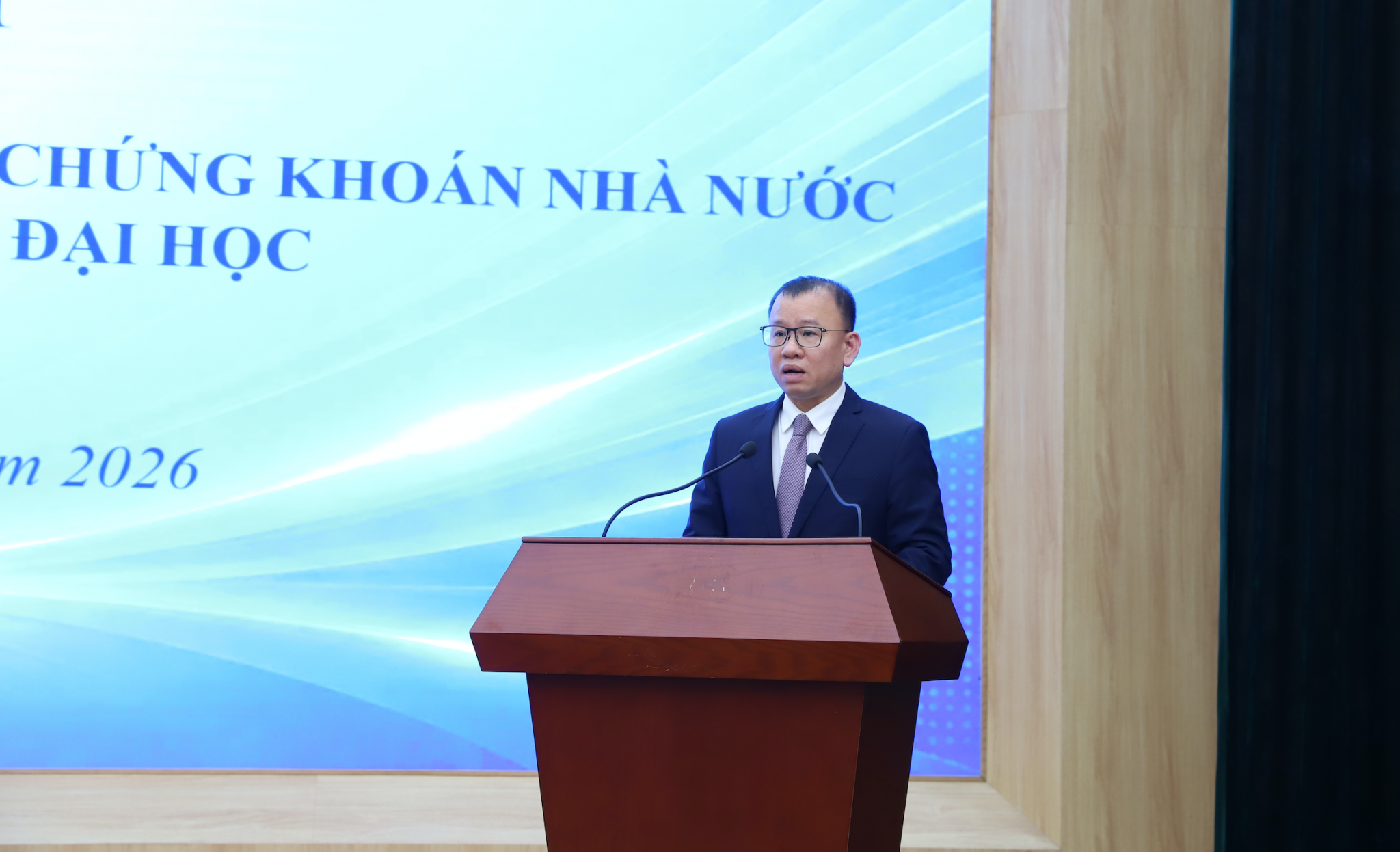 Ủy ban Chứng khoán Nhà nước bắt tay các trường đại học đầu tư cho nhân lực Ủy ban Chứng khoán