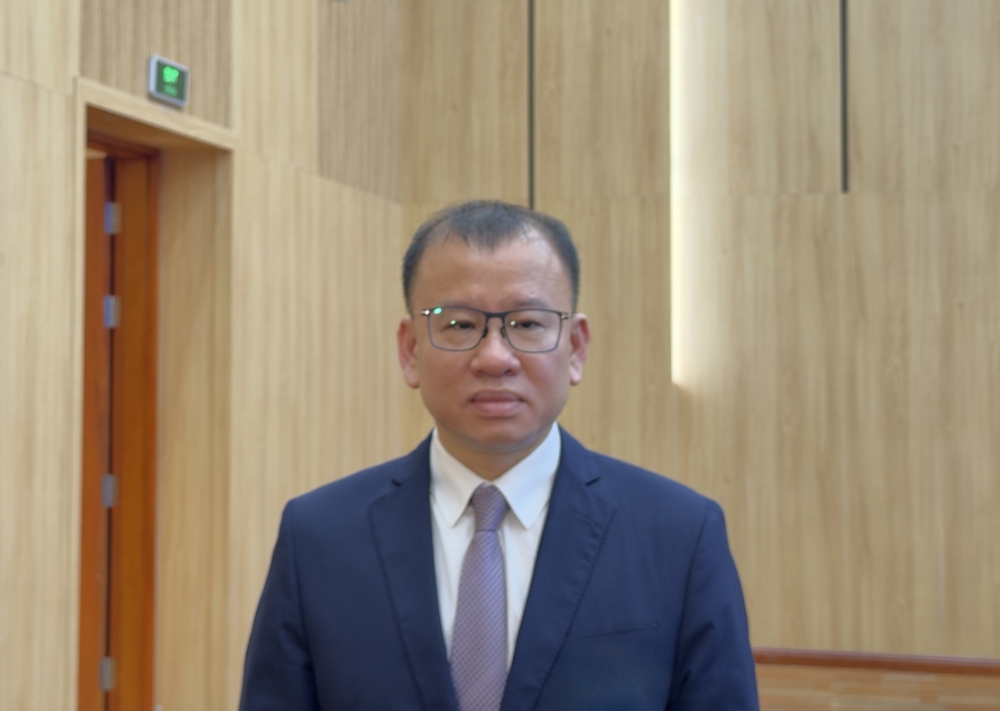 Phát triển thị trường chứng khoán từ giảng đường Phát triển thị trường chứng khoán từ giảng đường