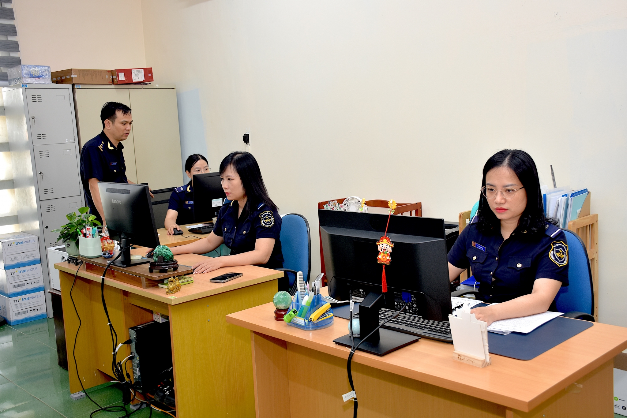 Hiện đại hoá giúp Hải quan khu vực X bứt tốc, thu ngân sách đạt hơn 13.900 tỷ đồng