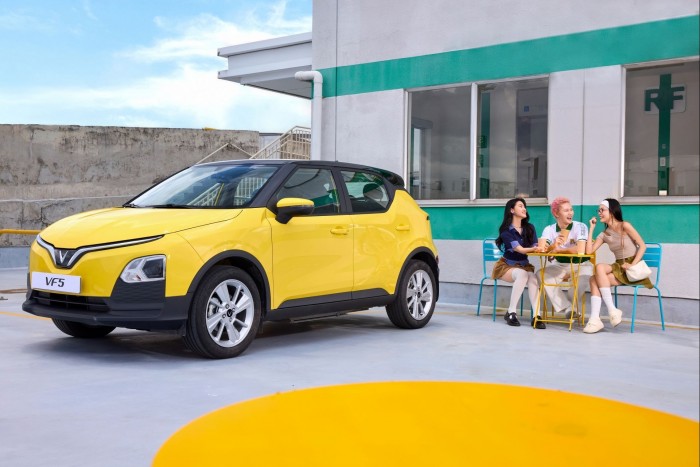VinFast VF 5: Chiếc ô tô điện “vừa miếng” cho người mua xe lần đầu