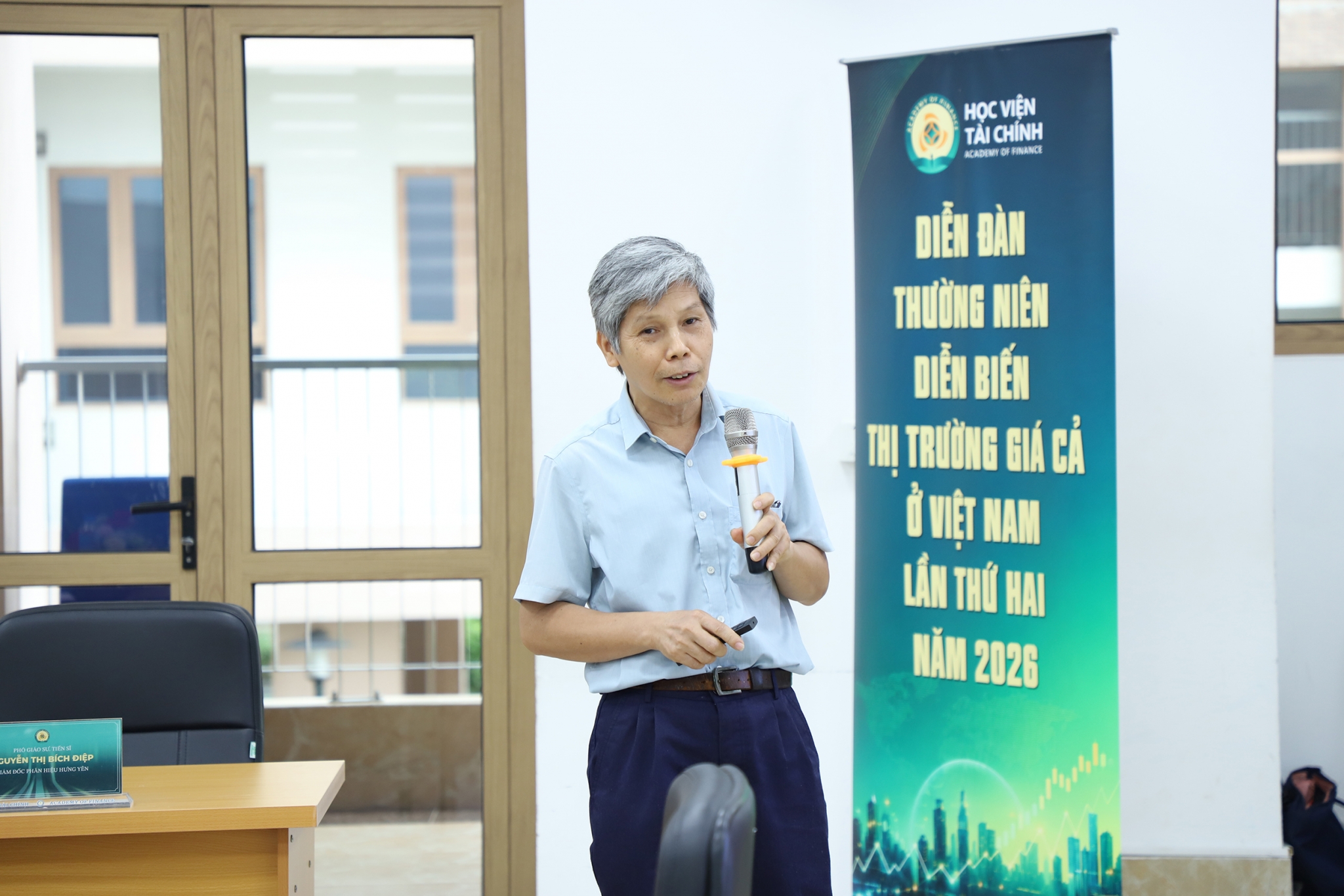 Điều hành giá trước bài toán tăng trưởng và kiểm soát lạm phát Điều hành giá trước bài toán tăng trưởng và kiểm soát lạm phát