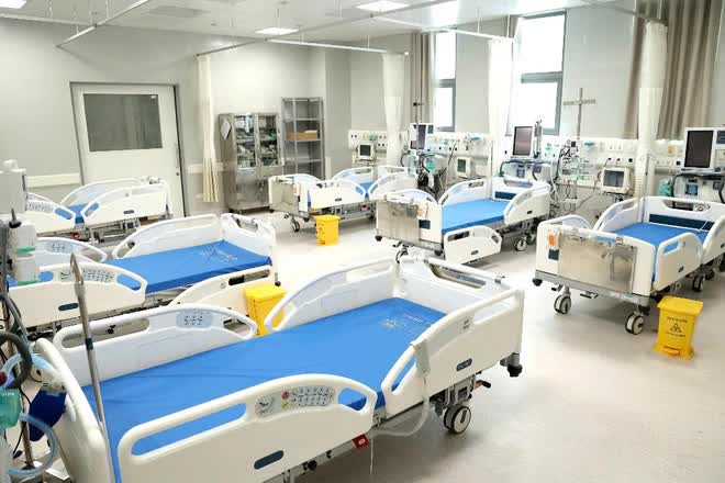 Hôm nay, Bệnh viện Hữu nghị Việt Đức cơ sở Ninh Bình đi vào hoạt động