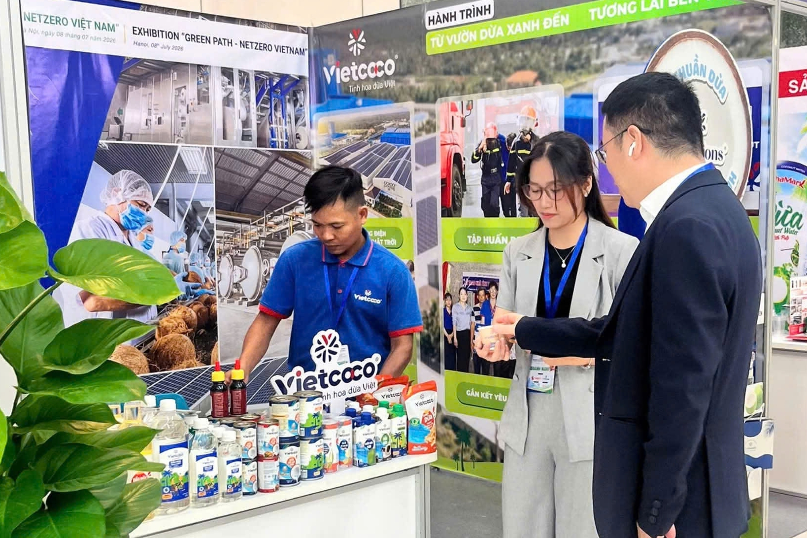 Dừa Lương Quới - Vietcoco vinh dự đón nhận danh hiệu "Doanh nghiệp tiêu biểu về năng lượng môi trường xanh Việt Nam 2026"