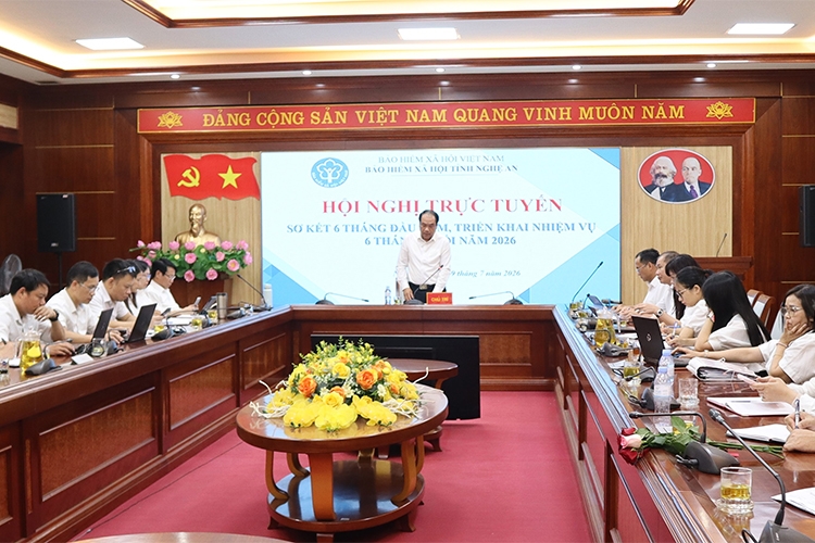 Trong 6 tháng đầu năm 2026, Bảo hiểm xã hội tỉnh Nghệ An đạt nhiều kết quả nổi bật trong thực hiện chính sách bảo hiểm xã hội, bảo hiểm y tế.
