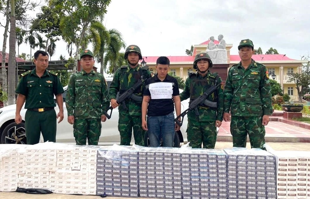 Buôn lậu qua các tuyến biên giới vẫn diễn biến phức tạp