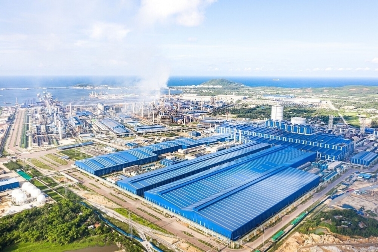Khu kinh tế Dung Quất viết tiếp hành trình bằng chuyển đổi xanh Khu kinh tế Dung Quất viết tiếp hành trình bằng chuyển đổi xanh