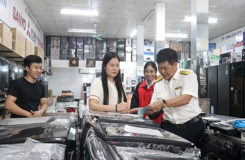 Hóa đơn điện tử liên quan đến dữ liệu bán hàng, dữ liệu khách hàng, quy trình vận hành, hệ thống phần mềm, chữ ký số và cả năng lực tuân thủ của doanh nghiệp. 