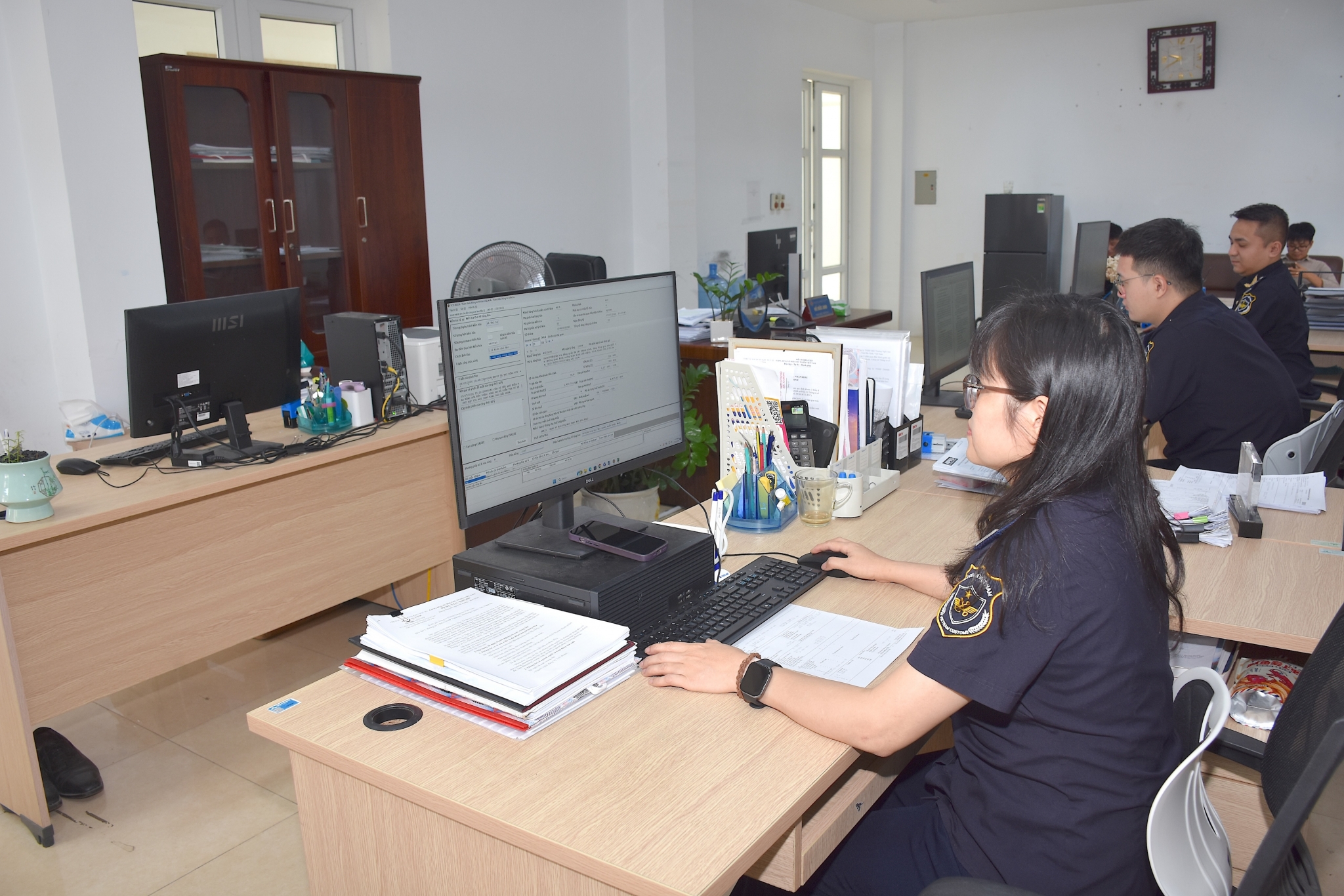 Hải quan Vinh thu ngân sách hơn 670 tỷ đồng nhờ xuất nhập khẩu bứt phá