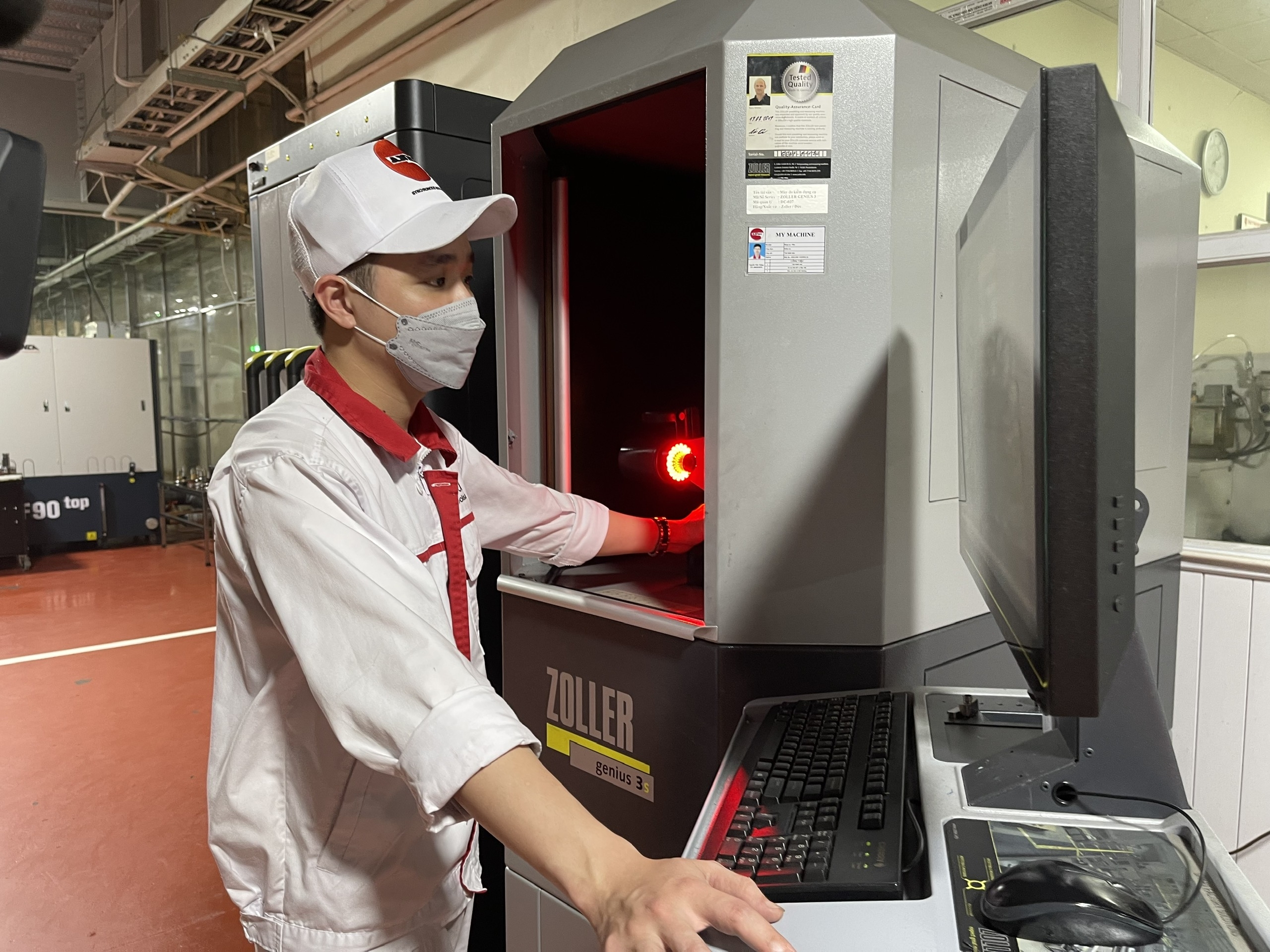 Nhiều giải pháp về thuế, phí hỗ trợ doanh nghiệp và người dân tiếp tục được triển khai trong năm 2026