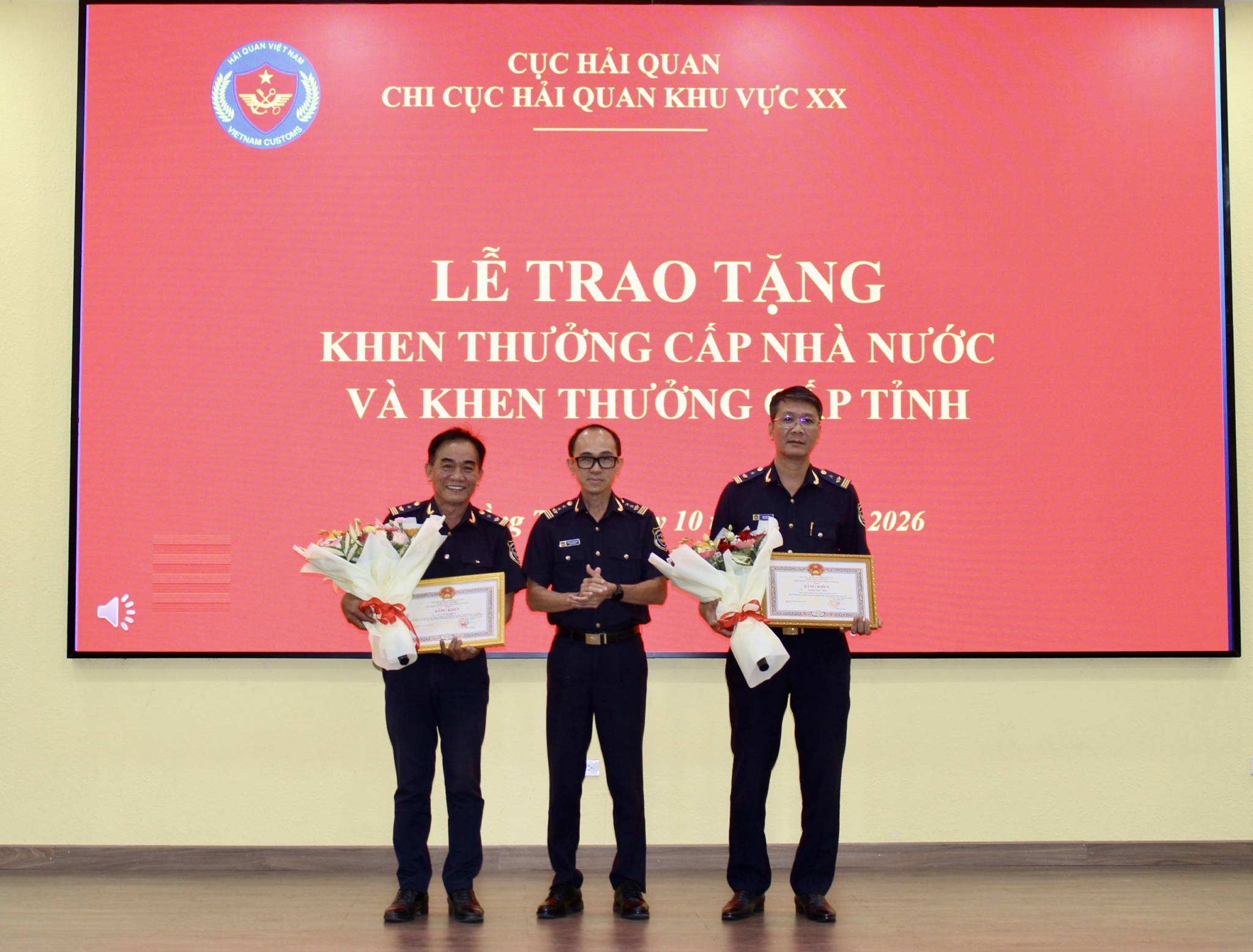Chi cục Hải quan khu vực XX thu ngân sách 6 tháng đạt hơn 87%