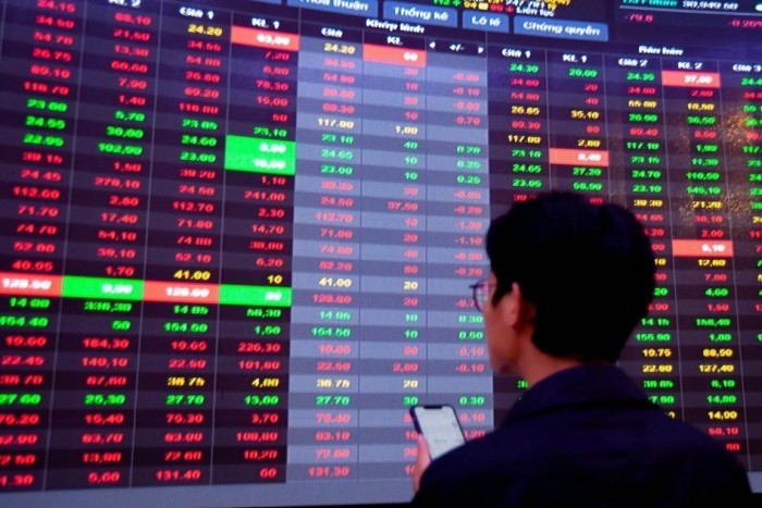 Dòng tiền phân hóa khi VN-Index mất mốc 1.850 điểm