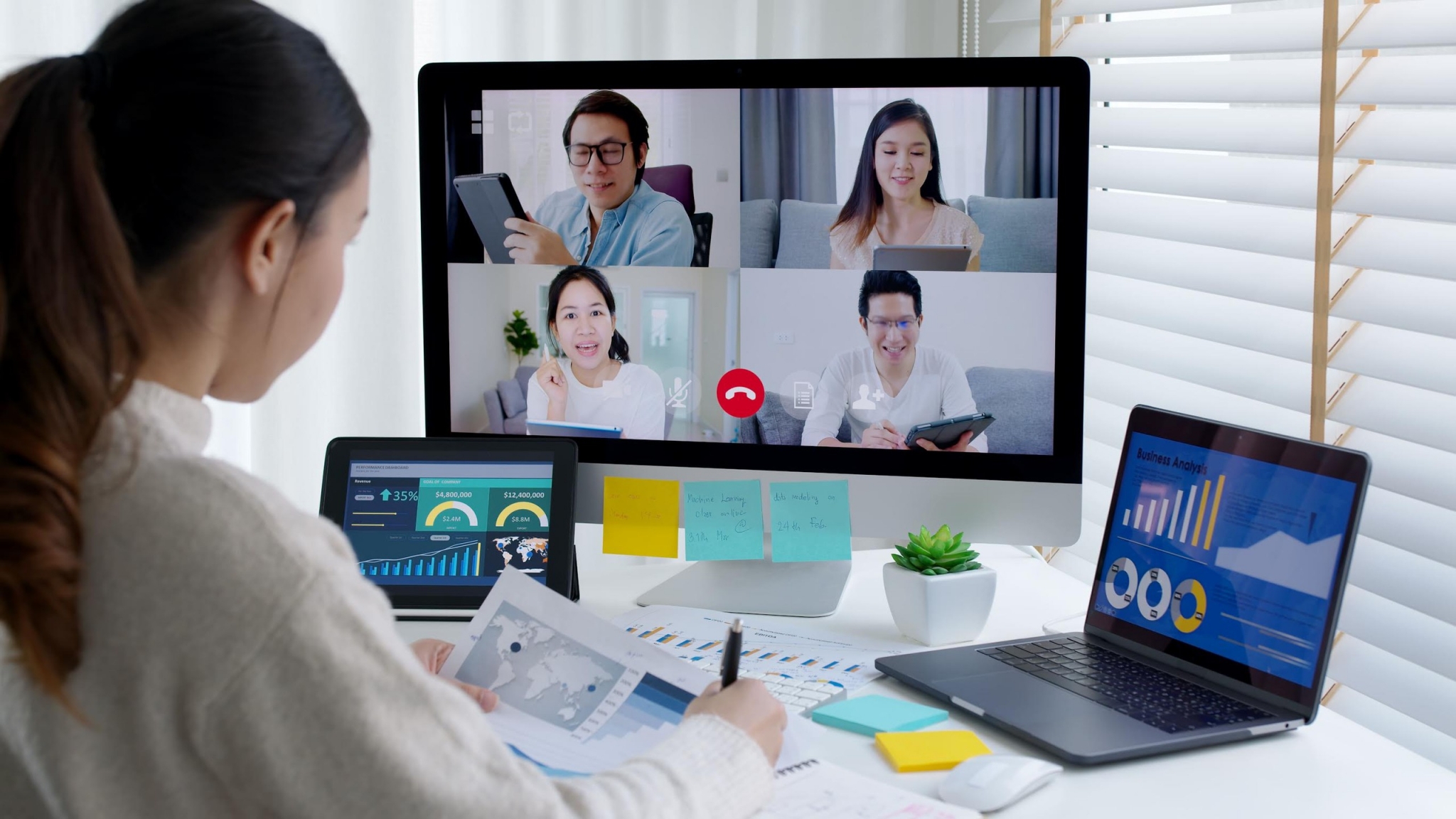 Chi phí lao động tăng: Doanh nghiệp xoay trục nhân sự và đẩy mạnh AI Chi phí lao động tăng: Doanh nghiệp xoay trục nhân sự và đẩy mạnh AI