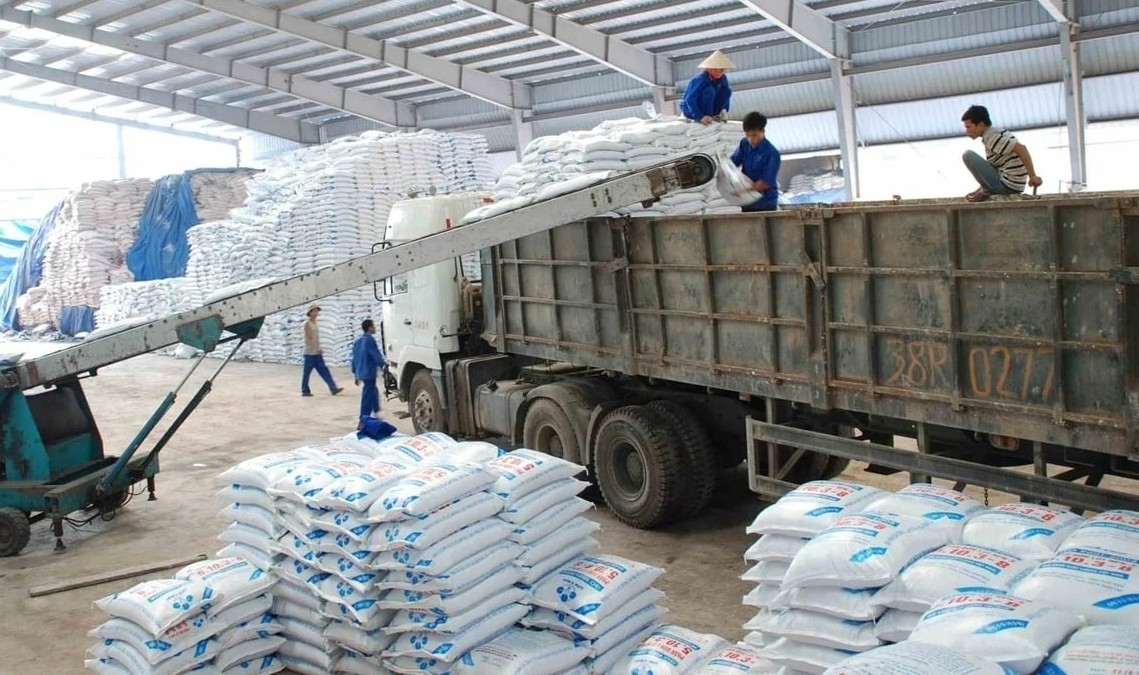 Xuất khẩu phân bón của Việt Nam tăng trưởng mạnh trong 6 tháng đầu năm 2026