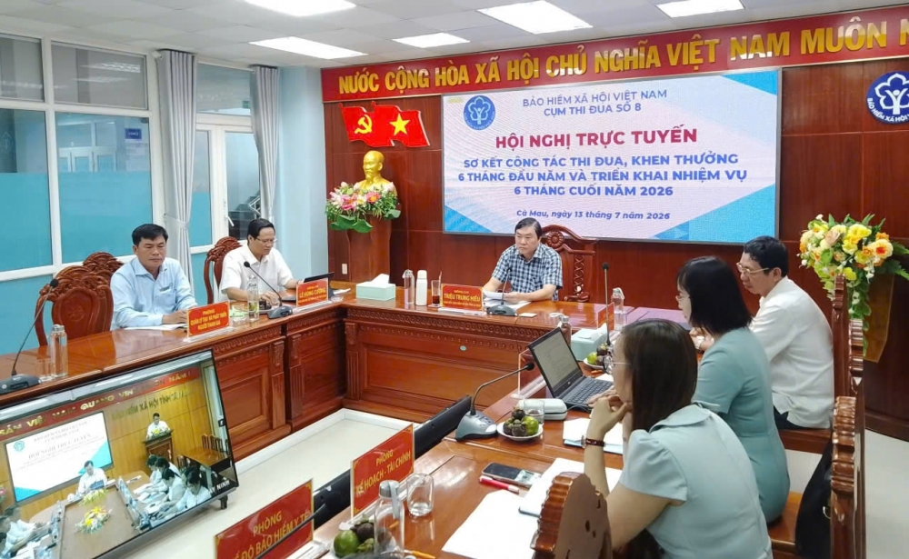 Cụm thi đua số 8 Bảo hiểm xã hội Việt Nam: Hoàn thành gần 100% chỉ tiêu bảo hiểm y tế