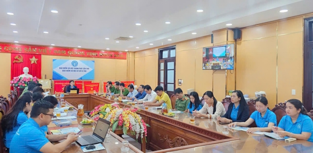 TP. Cần Thơ đồng loạt ra quân tuyên truyền, vận động người dân tham gia bảo hiểm xã hội, bảo hiểm y tế