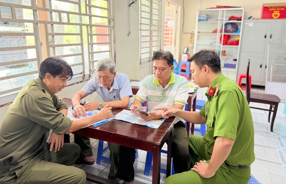 TP. Cần Thơ đồng loạt ra quân tuyên truyền, vận động người dân tham gia bảo hiểm xã hội, bảo hiểm y tế